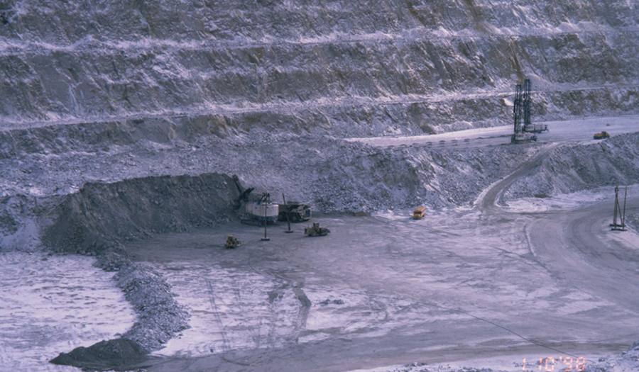 Continental Pit mining operations, January 1998